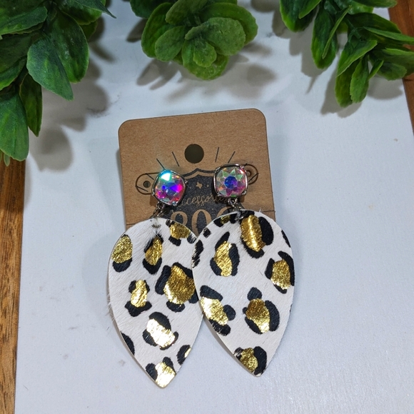 AB Crystal leopard cowhide earrings Pink Panache sister Co 806 - Picture 4 of 5